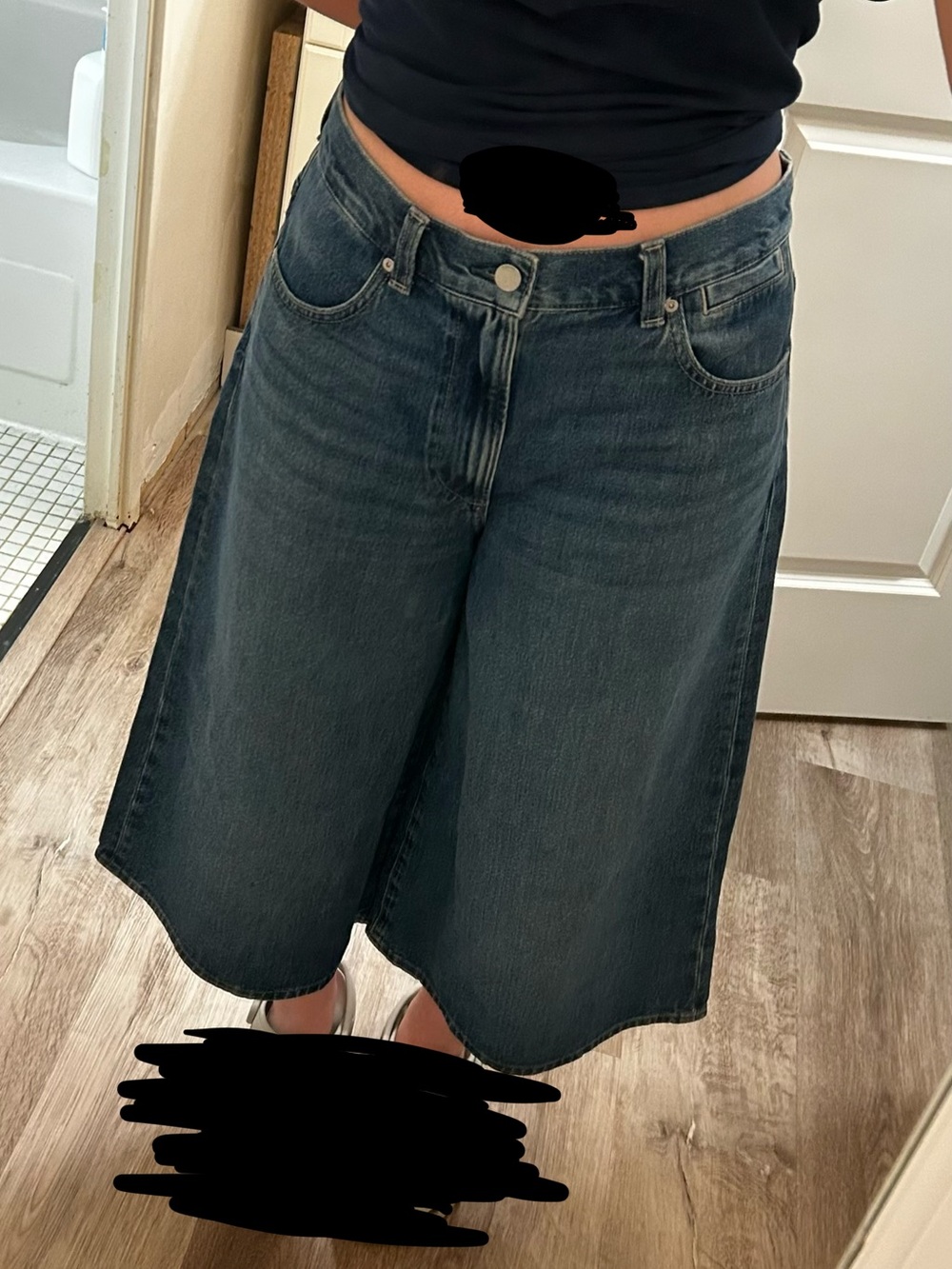 Uniqlo Wide-Leg Denim Culotte Shorts - Dark Blue